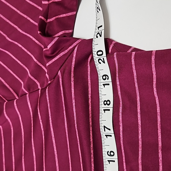 Under Armour The Playoff Polo Short Sleeve Maroon & Pink Stripe Size M #M-158 - Picture 6 of 9